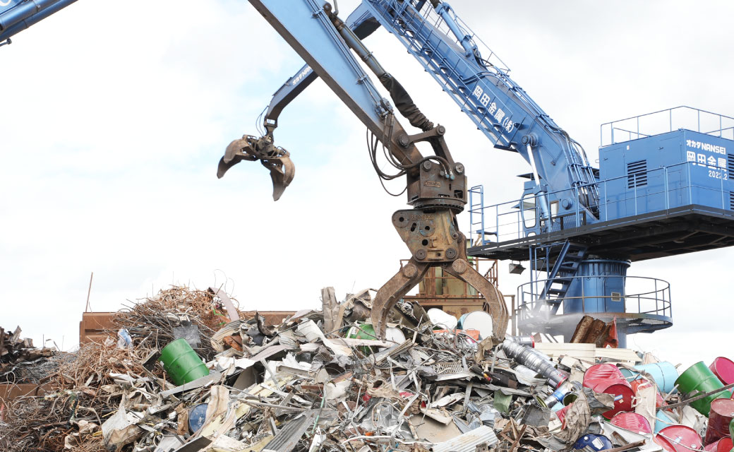 収集した鉄や非鉄スクラップの写真